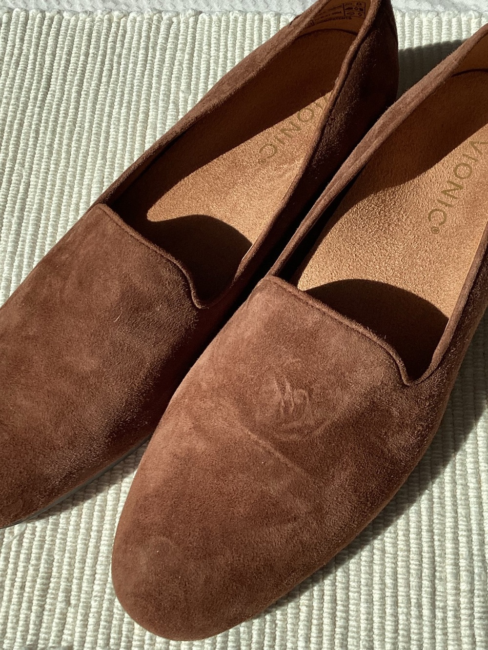 Women’s Suede Slip-On Flats in Brown
